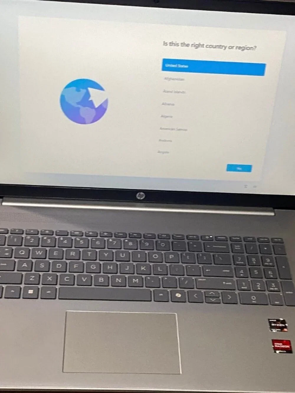 HP 17.3 pulgadas, pantalla HD+, AMD Ryzen 5 7520U, 16 GB de RAM, SSD Win 11